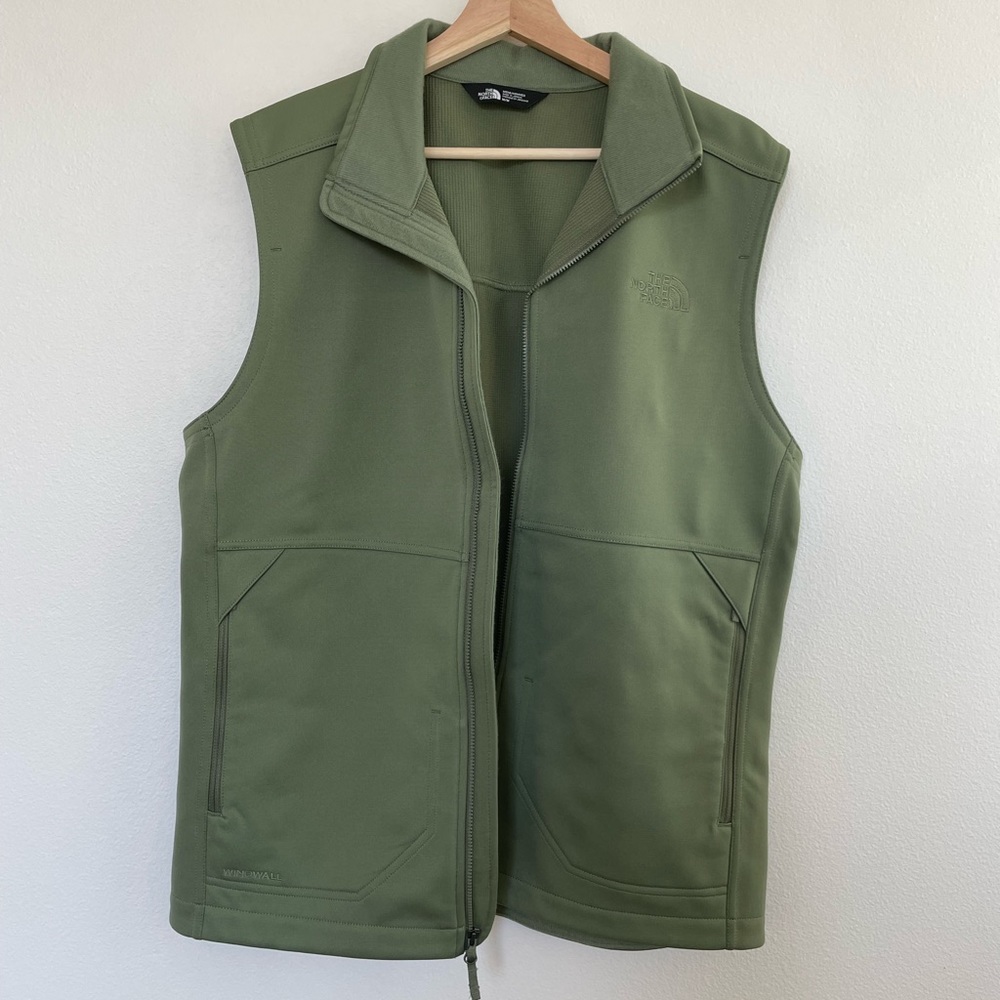 The North Face: Camden Soft Shell Vest